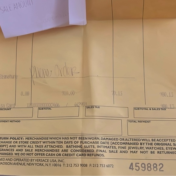 PRICE Drop!! 🌟 Versace Men’s High-Top Sneakers – Luxury Meets Street Style! - Picture 4 of 4